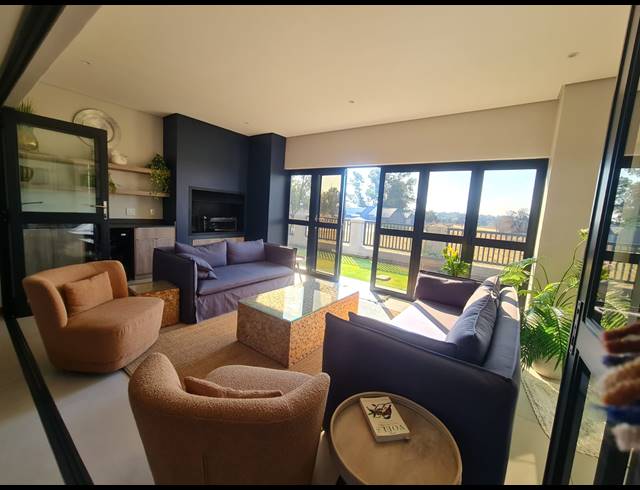 4 BEDROOM HOUSE FOR SALE IN HERON BANKS GOLF ESTATE